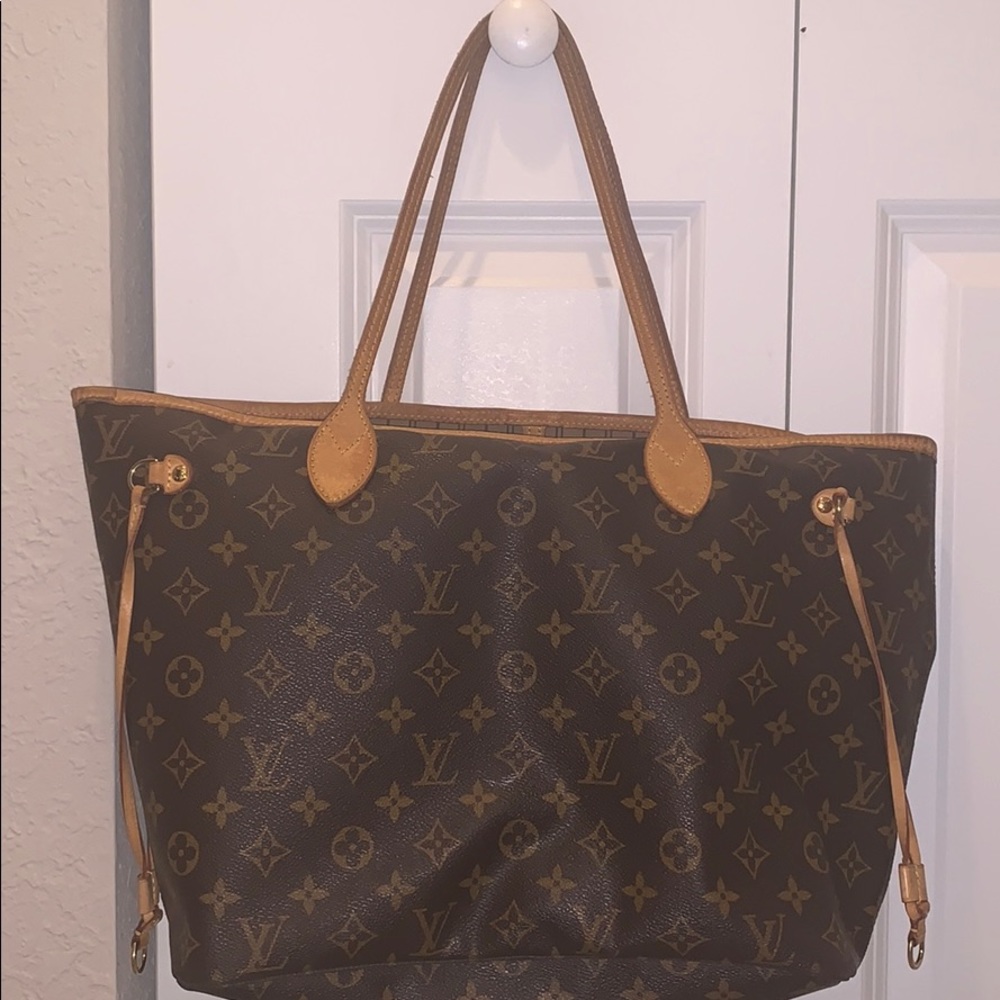 Authentic LV Neverfull MM